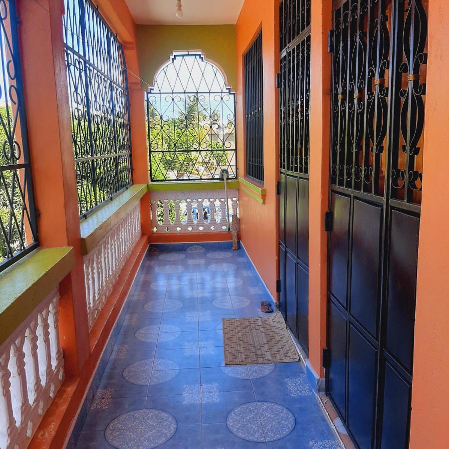 Gloria'S Place Studio Μομπάσα Εξωτερικό φωτογραφία